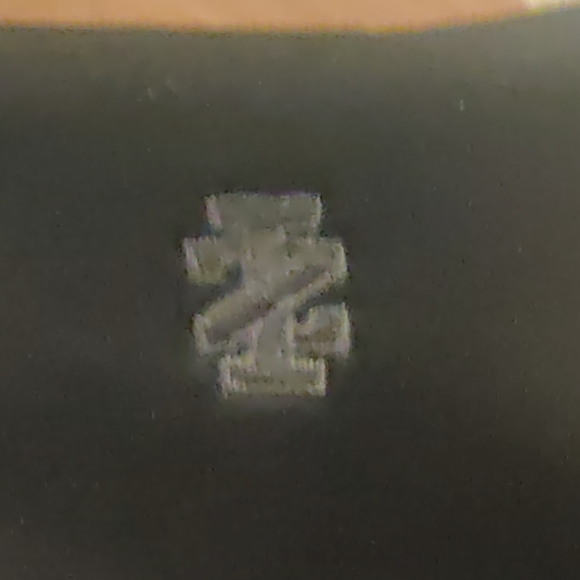 IZOD Performance Advantage Blackout Vest - Picture 6 of 8